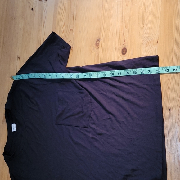 Wilfred basic black pocket tee rayon soft Aritzia small - Picture 3 of 7